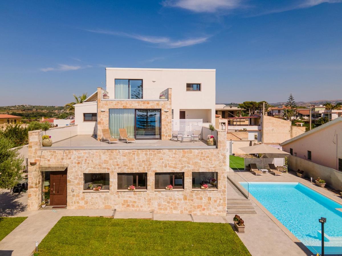 Elaia Rooms Lido di Noto Eksteriør billede