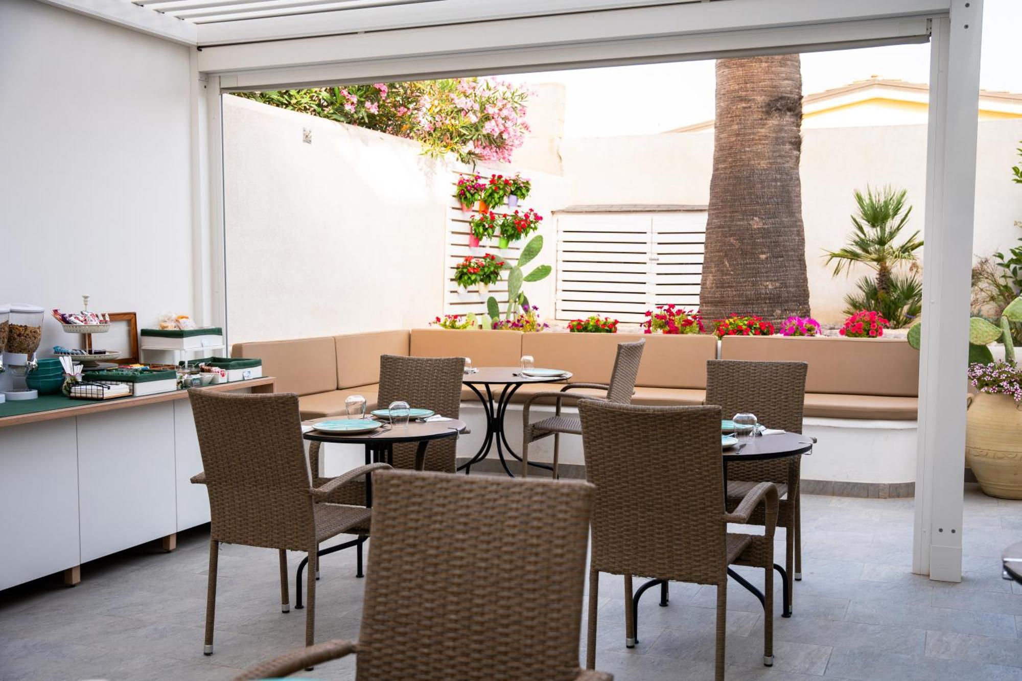 Elaia Rooms Lido di Noto Eksteriør billede