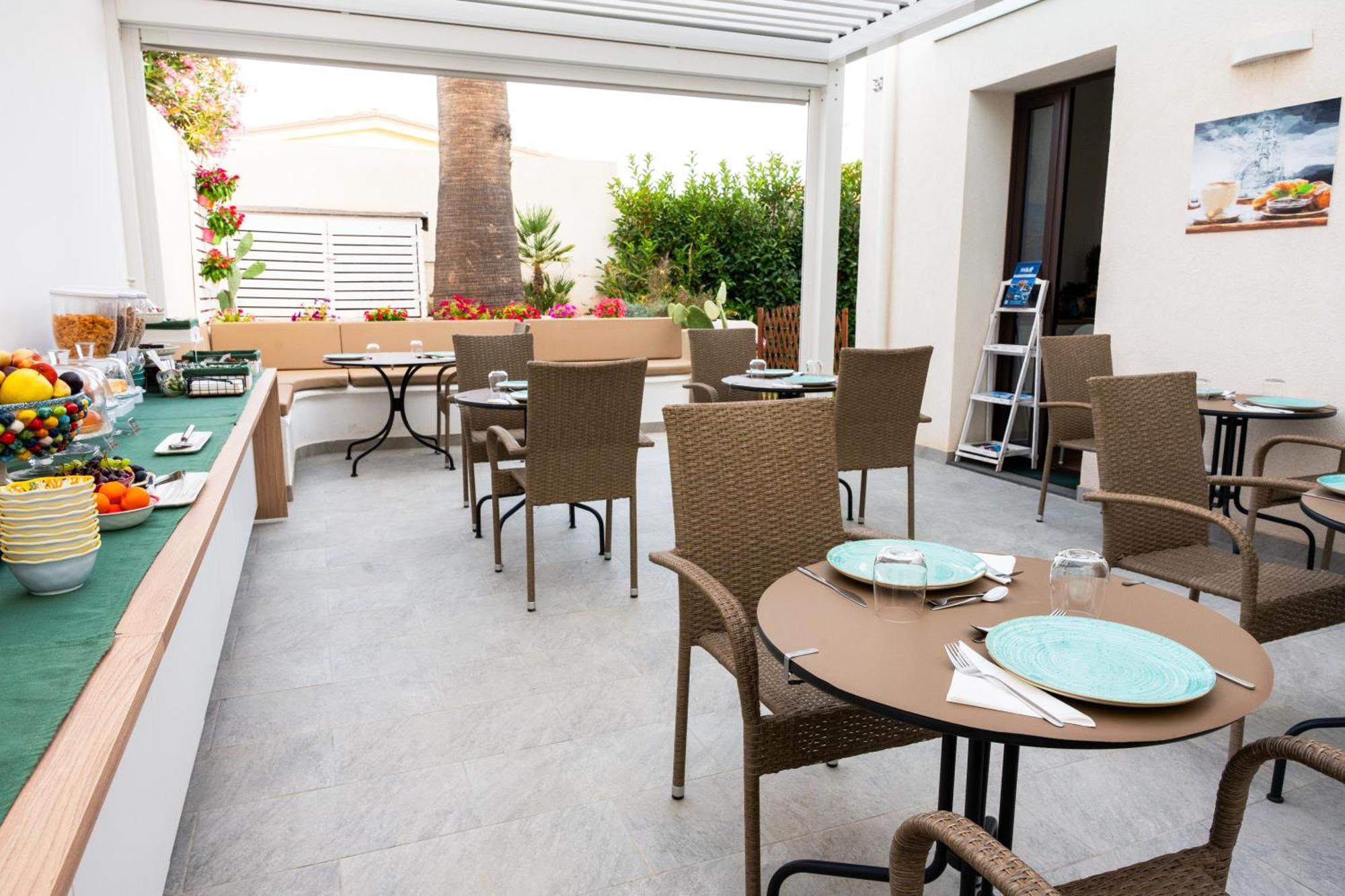 Elaia Rooms Lido di Noto Eksteriør billede